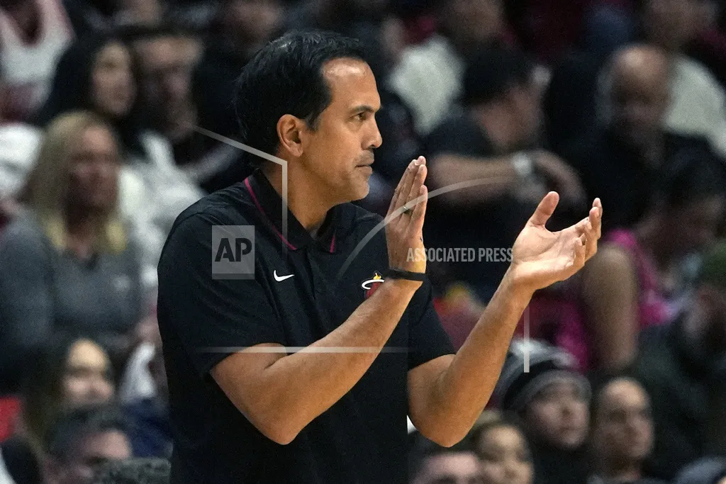 Coach Spo 1