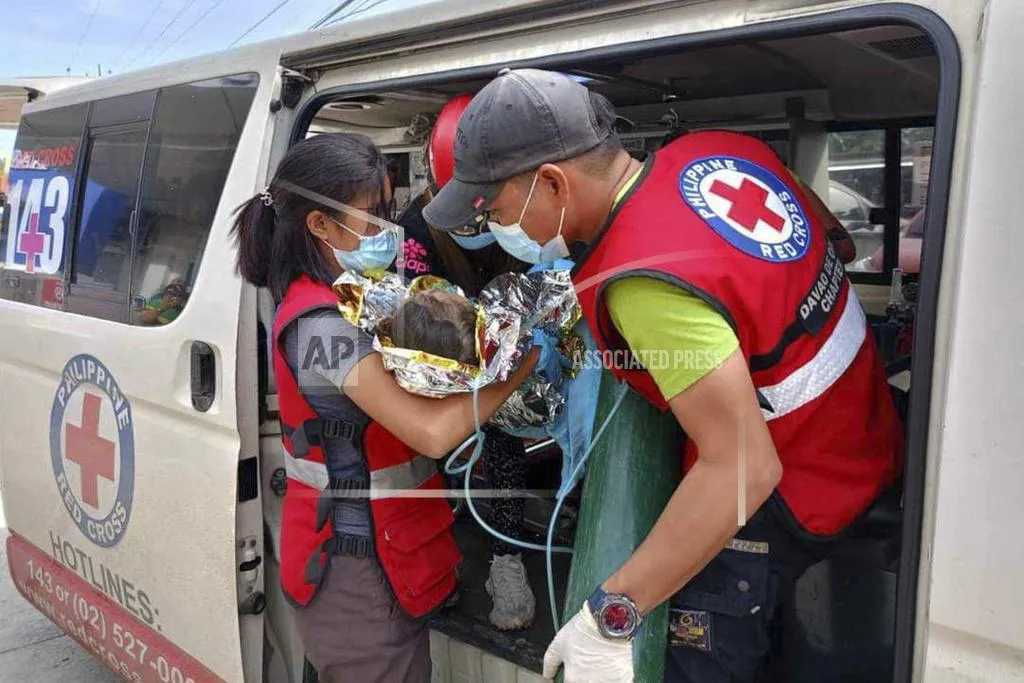 Philippines Mudslide 01