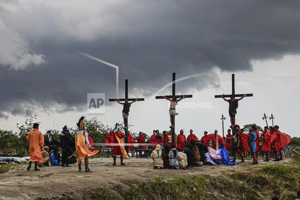 Philippines Cross